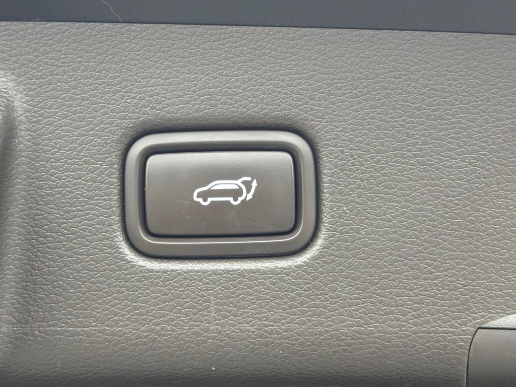 Used 2022 Kia Telluride SX w/ Nightfall Edition Package AWD/4WD image 16