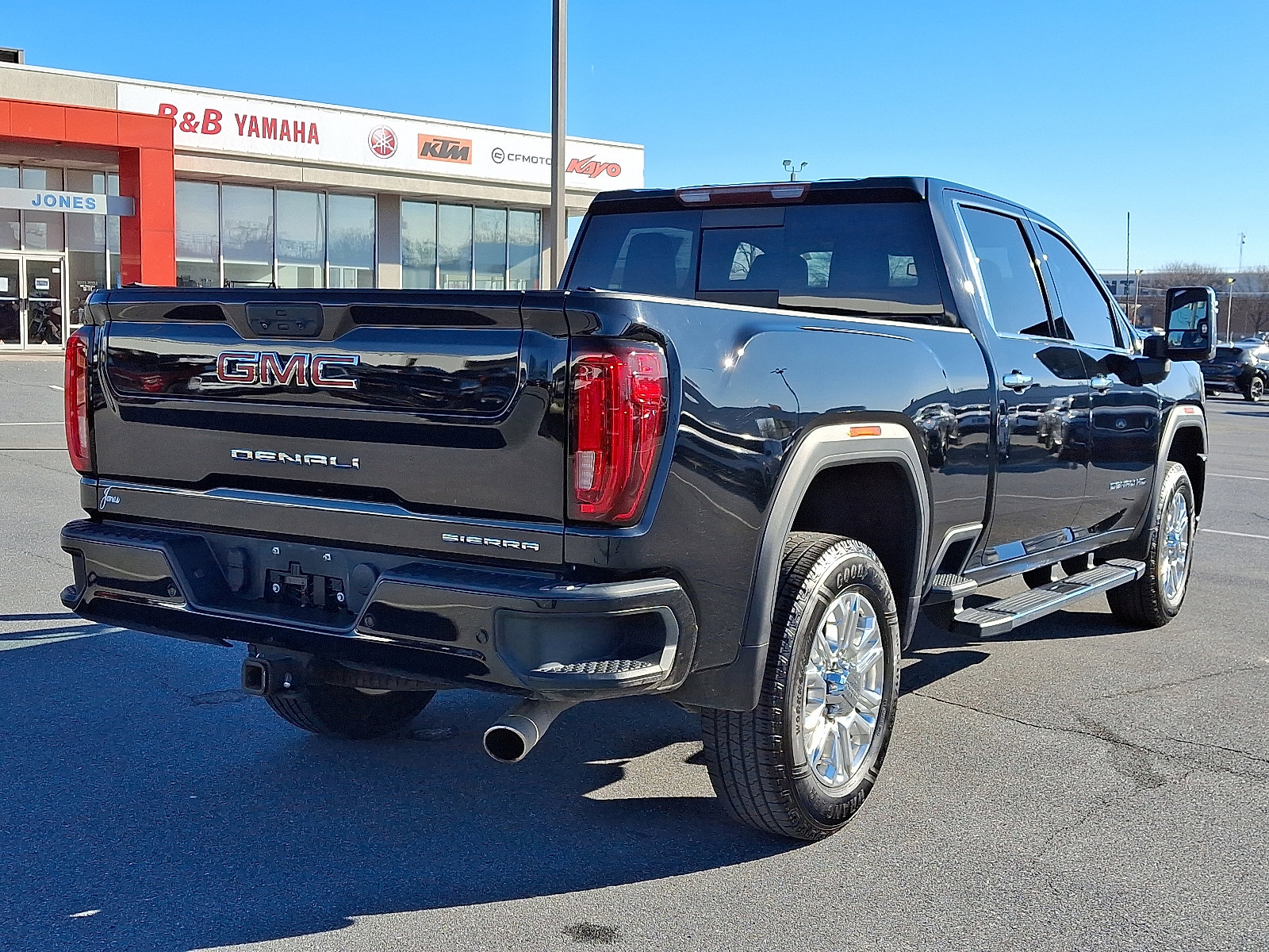 Used 2020 GMC Sierra 2500 Denali image 6