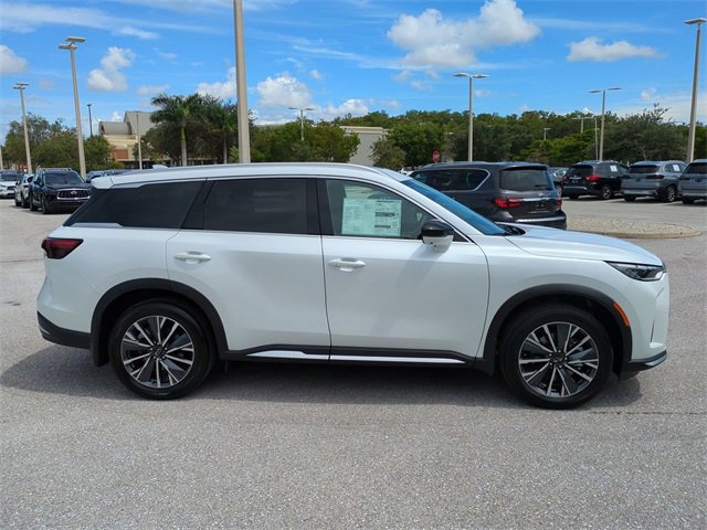New 2026 INFINITI QX60 Luxe w/ Cargo Package image 3