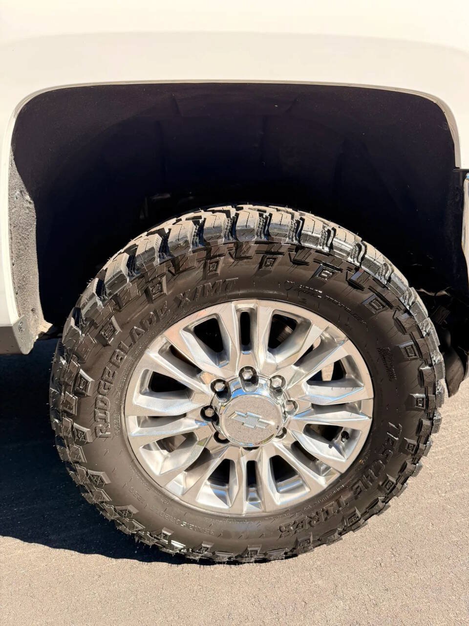 Used 2019 Chevrolet Silverado 2500 LTZ w/ Duramax Plus Package AWD/4WD image 9