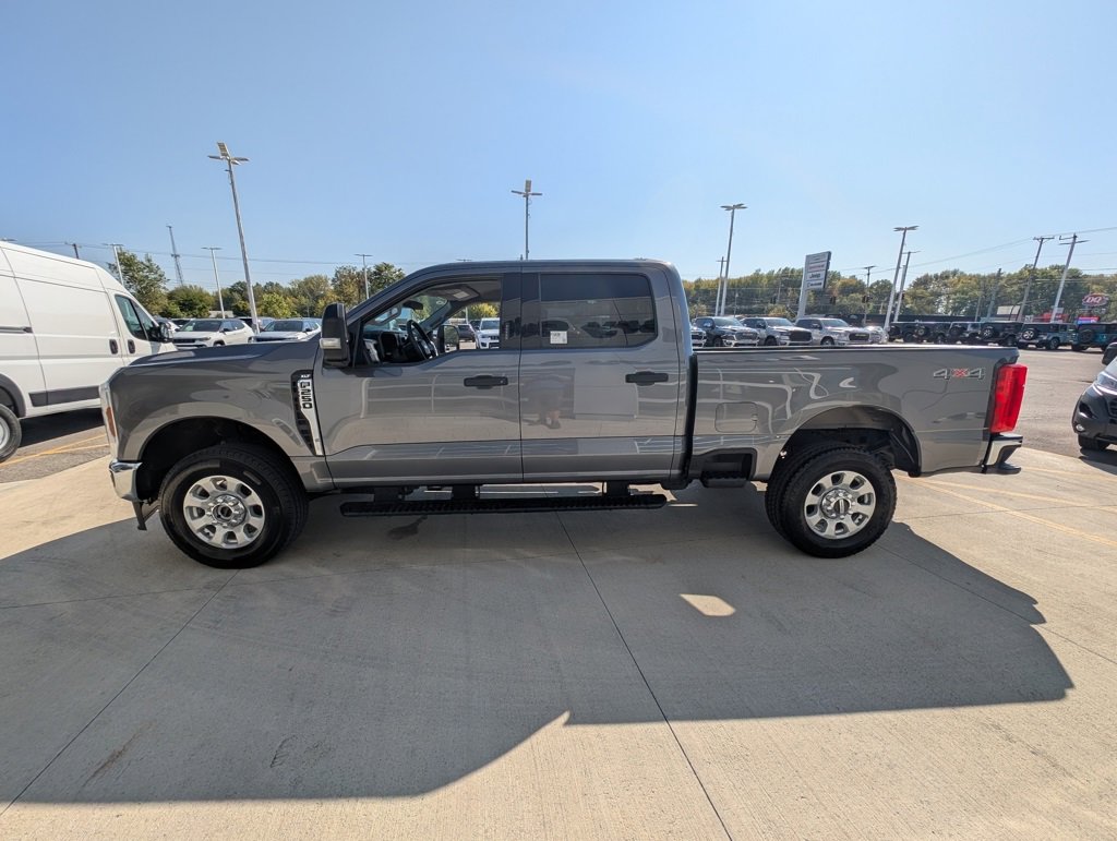 Used 2024 Ford F250 XLT image 8