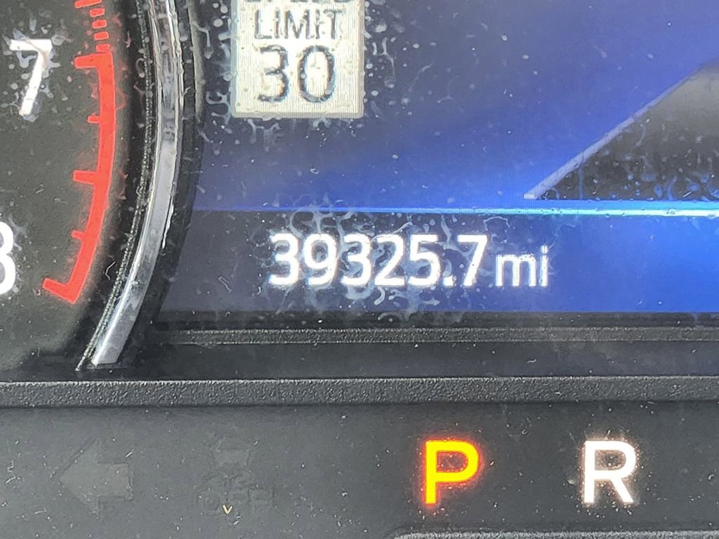 Used 2021 Ford Explorer Limited w/ Hybrid Equipment Group 310A image 38