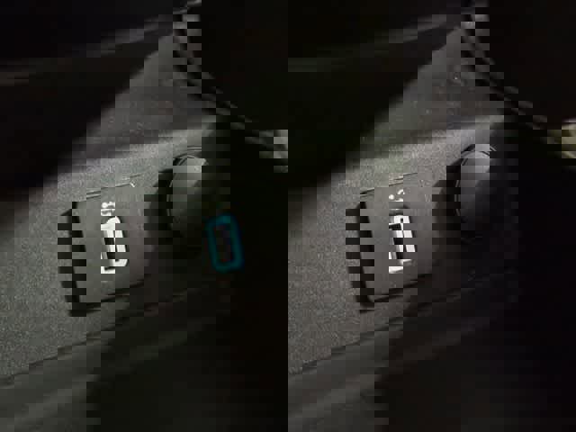 Used 2017 Ford Fusion Titanium image 31