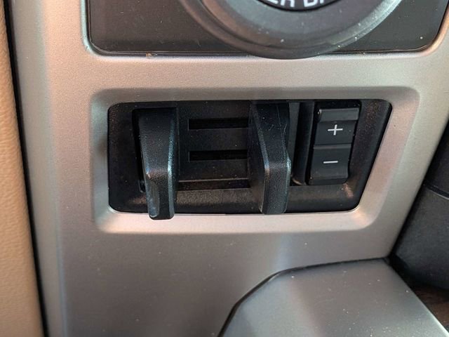 Used 2020 Ford F150 Lariat w/ Equipment Group 502A Luxury image 33