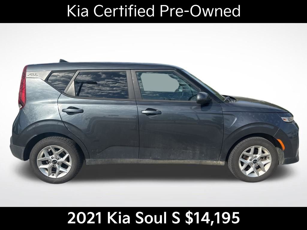 Used 2021 Kia Soul S image 2