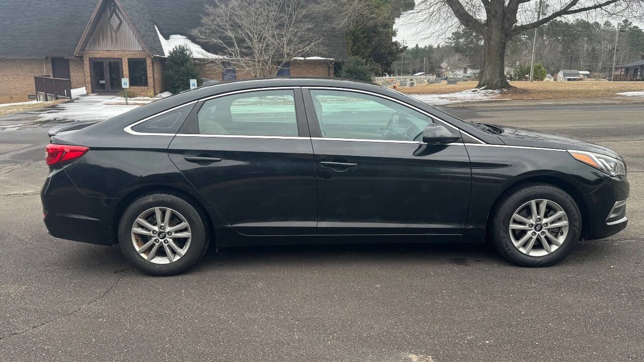 Used 2015 Hyundai Sonata SE w/ Option Group 09 image 10