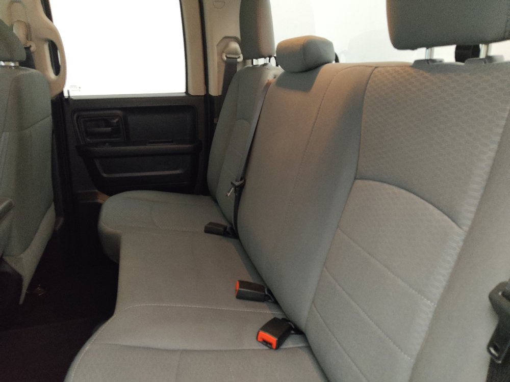 Used 2018 RAM 1500 Express w/ Express Value Package AWD/4WD image 18