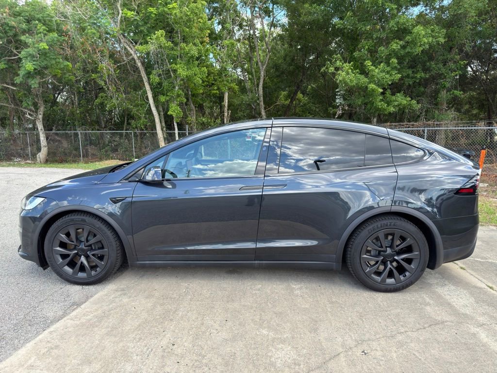 Used 2024 Tesla Model X AWD/4WD image 14