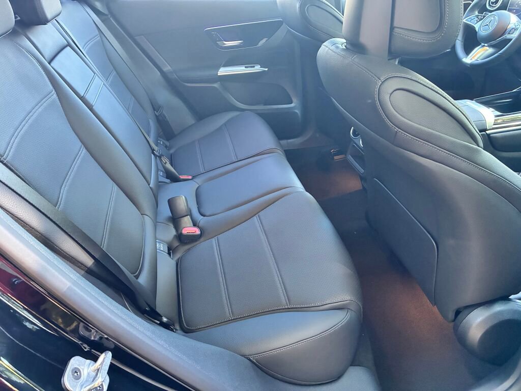 New 2026 Mercedes-Benz GLC 350e 4MATIC image 13