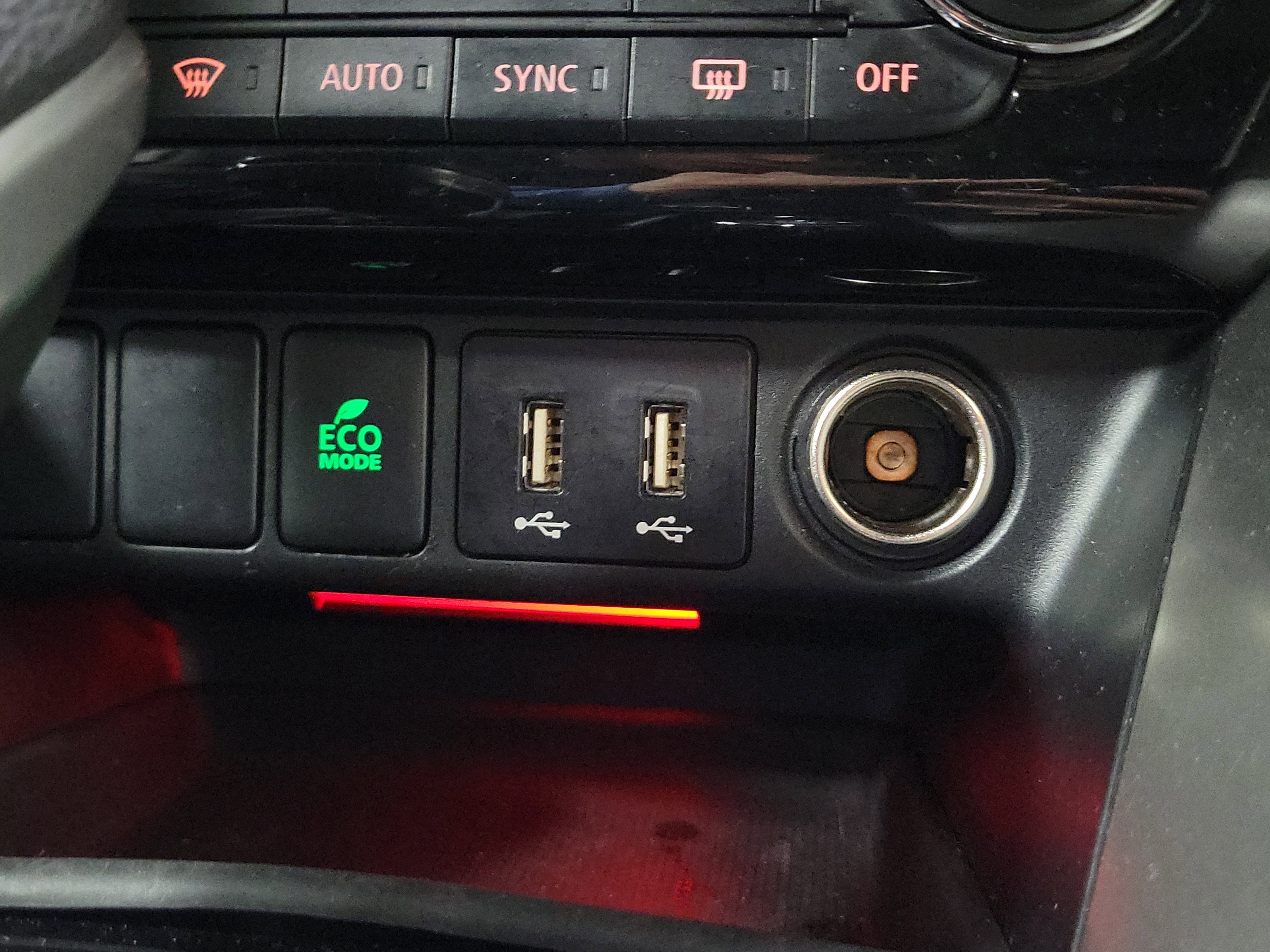 Used 2024 Mitsubishi Eclipse Cross SE image 36