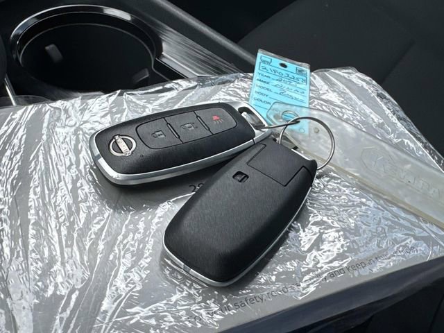 Certified 2025 Nissan Rogue S image 4