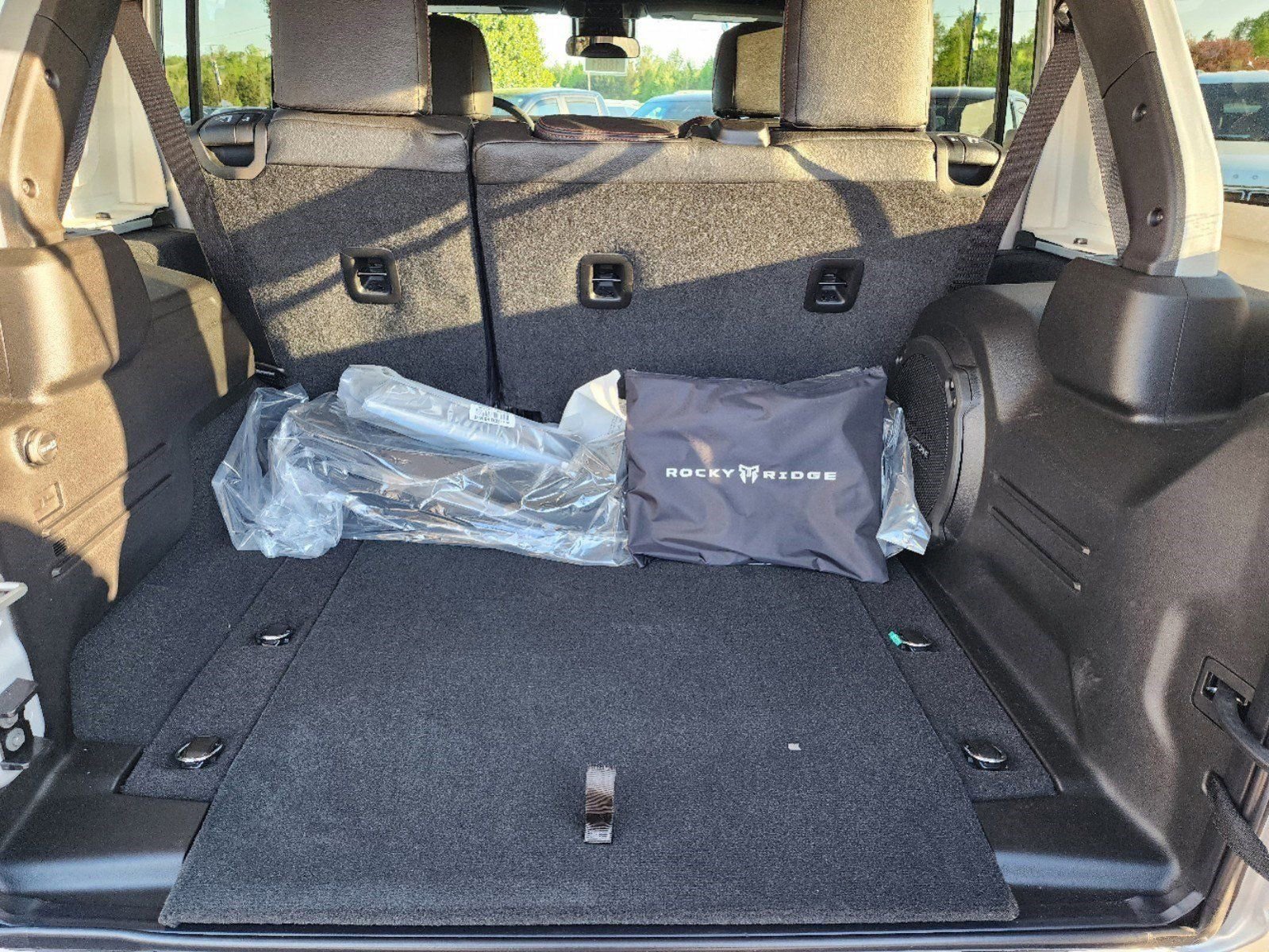 Used 2024 Jeep Wrangler Unlimited Sport image 5