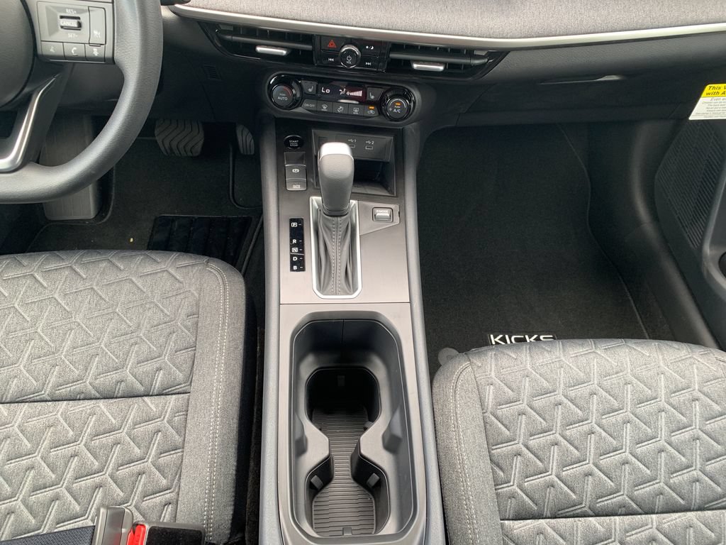 New 2026 Nissan Kicks SV w/ Cold Weather Package FWD image 15