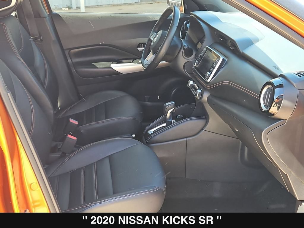 Used 2020 Nissan Kicks SR w/ SR Premium Package FWD image 29