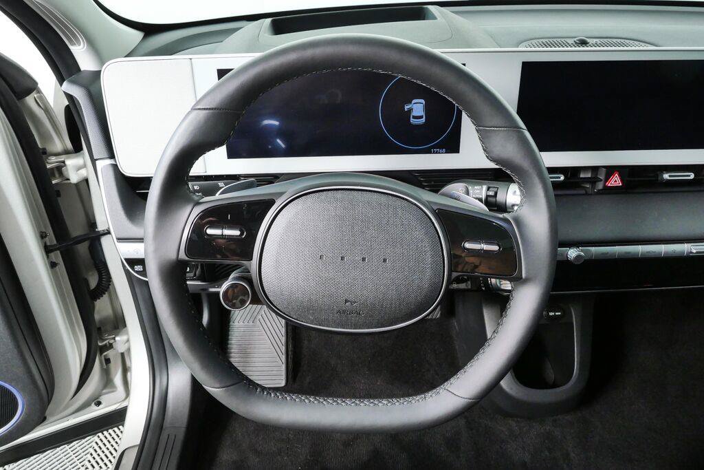 Used 2023 Hyundai Ioniq 5 Limited AWD/4WD image 8