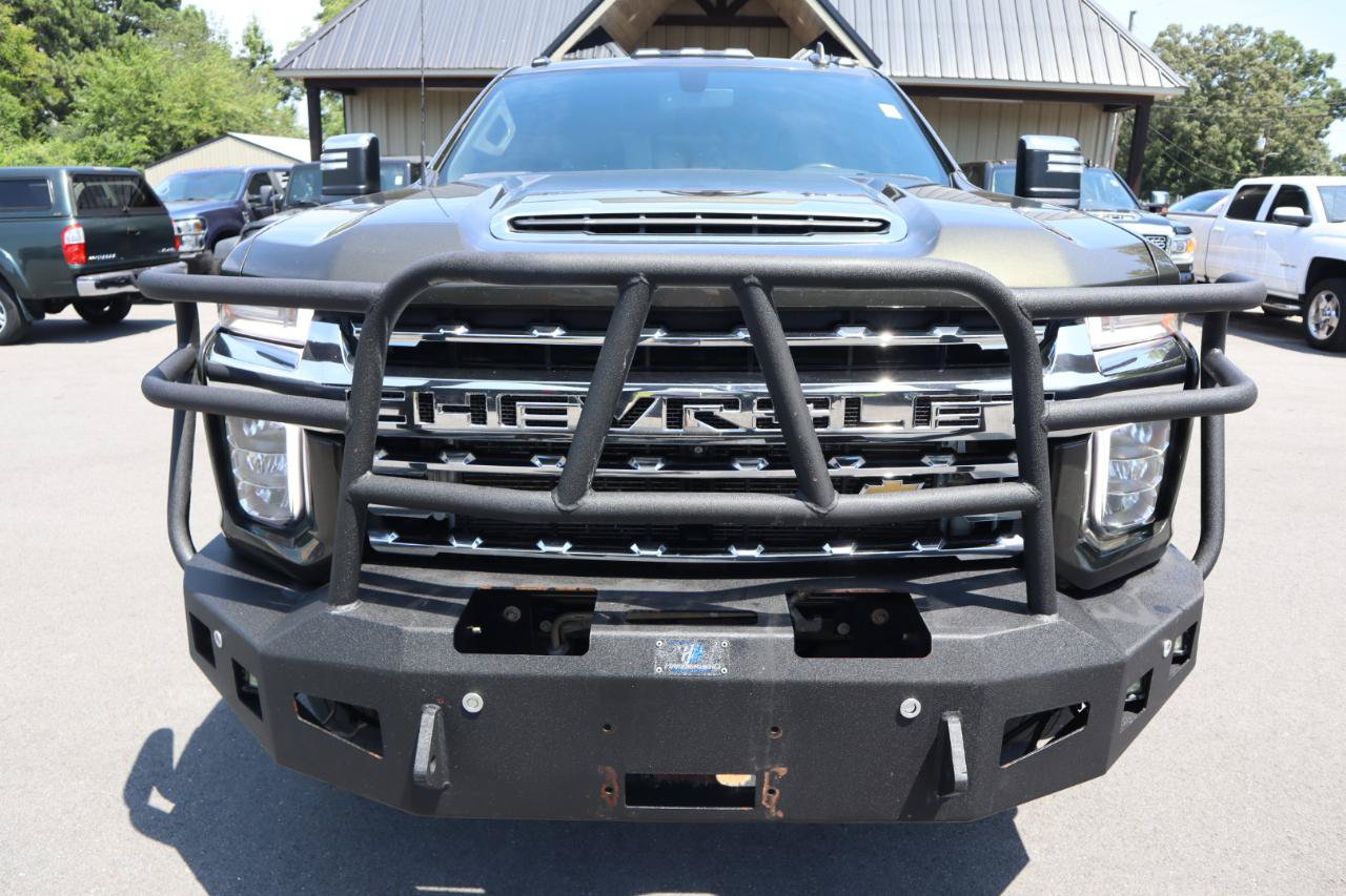 Used 2022 Chevrolet Silverado 3500 LTZ w/ LTZ Convenience Package AWD/4WD image 2