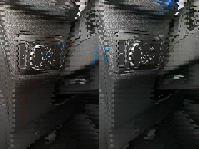 New 2025 Ford Escape ST-Line w/ Cold Weather Package image 19