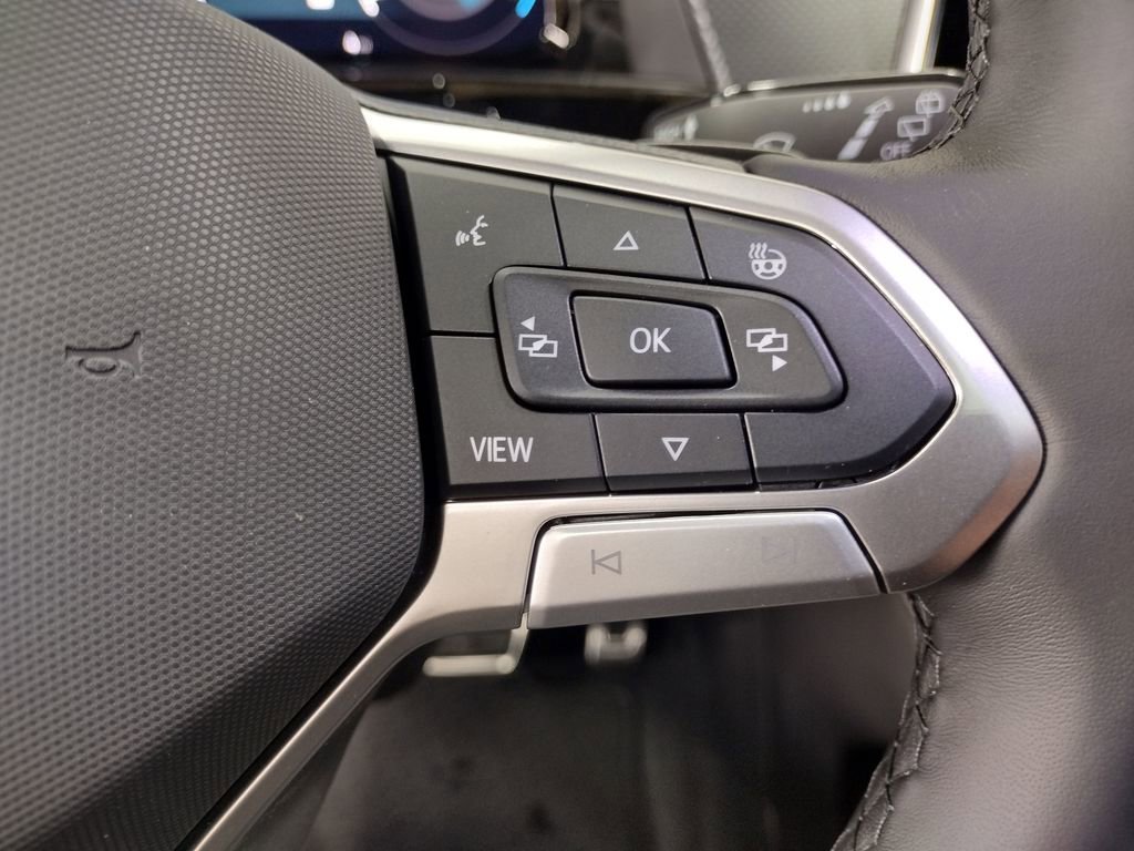 New 2026 Volkswagen Atlas Cross Sport SEL Premium R-Line image 32