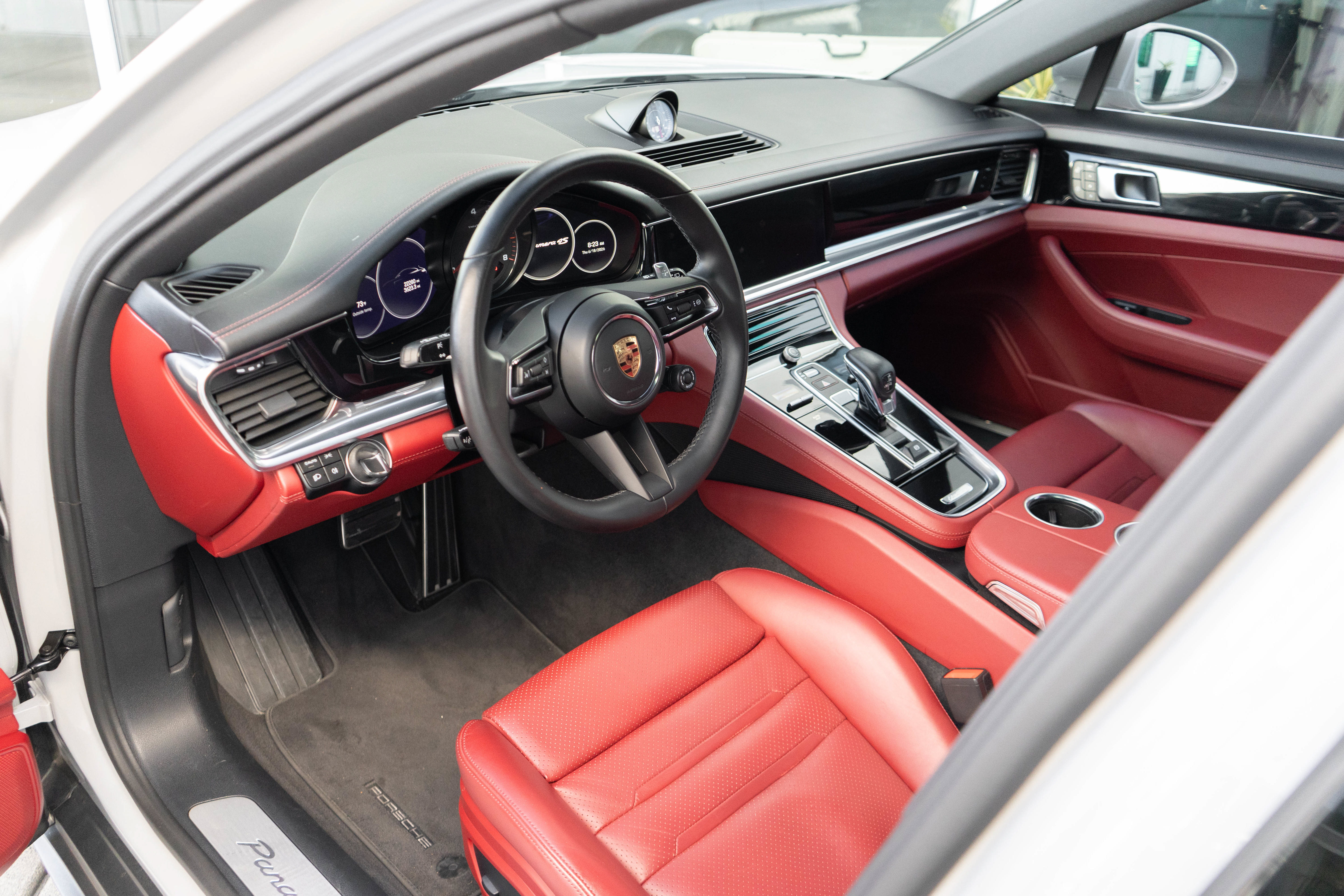 Used 2023 Porsche Panamera 4S AWD/4WD image 8