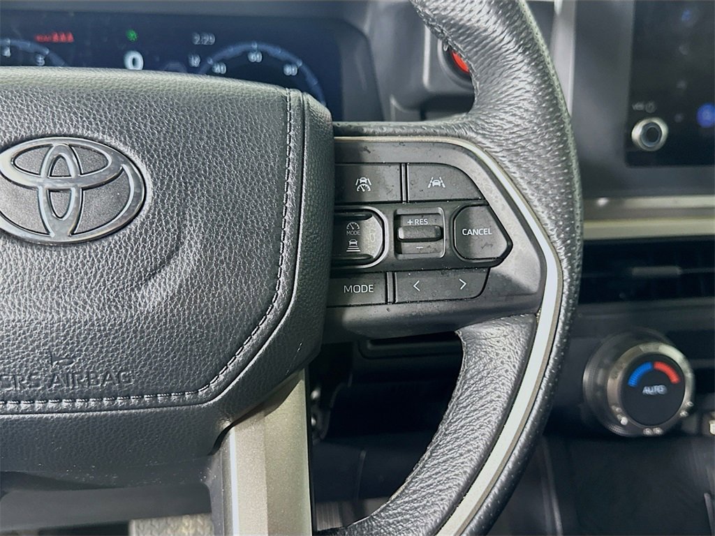 Used 2024 Toyota Tacoma TRD Off-Road image 23