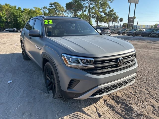 Used 2022 Volkswagen Atlas Cross Sport SE image 1