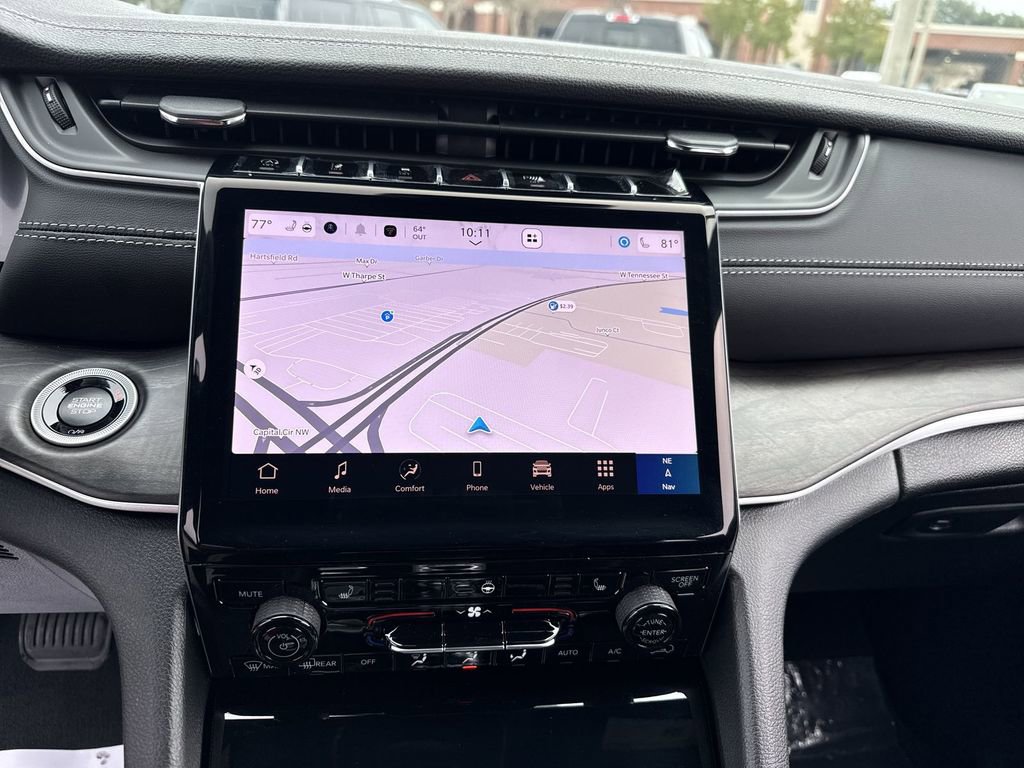 New 2025 Jeep Grand Cherokee Limited w/ Trailer Tow Package image 24