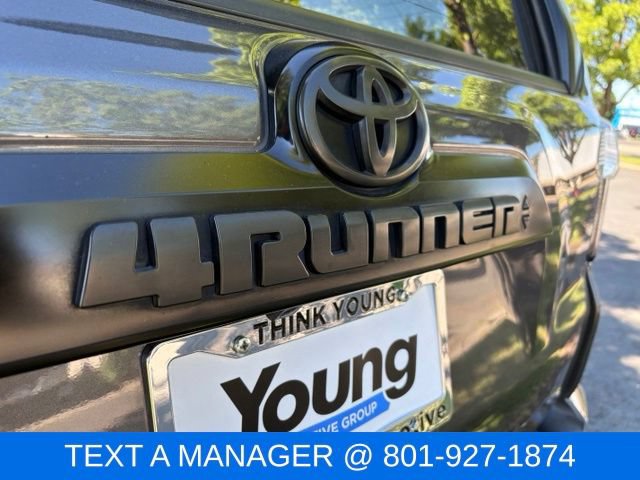Used 2020 Toyota 4Runner TRD Off-Road Premium w/ Moonroof Package AWD/4WD image 7