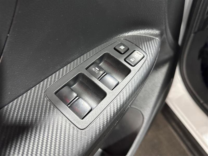 Used 2024 Mitsubishi Eclipse Cross SE image 29