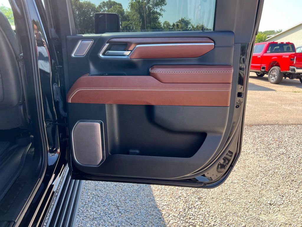 Used 2024 GMC Sierra 2500 Denali Ultimate image 19