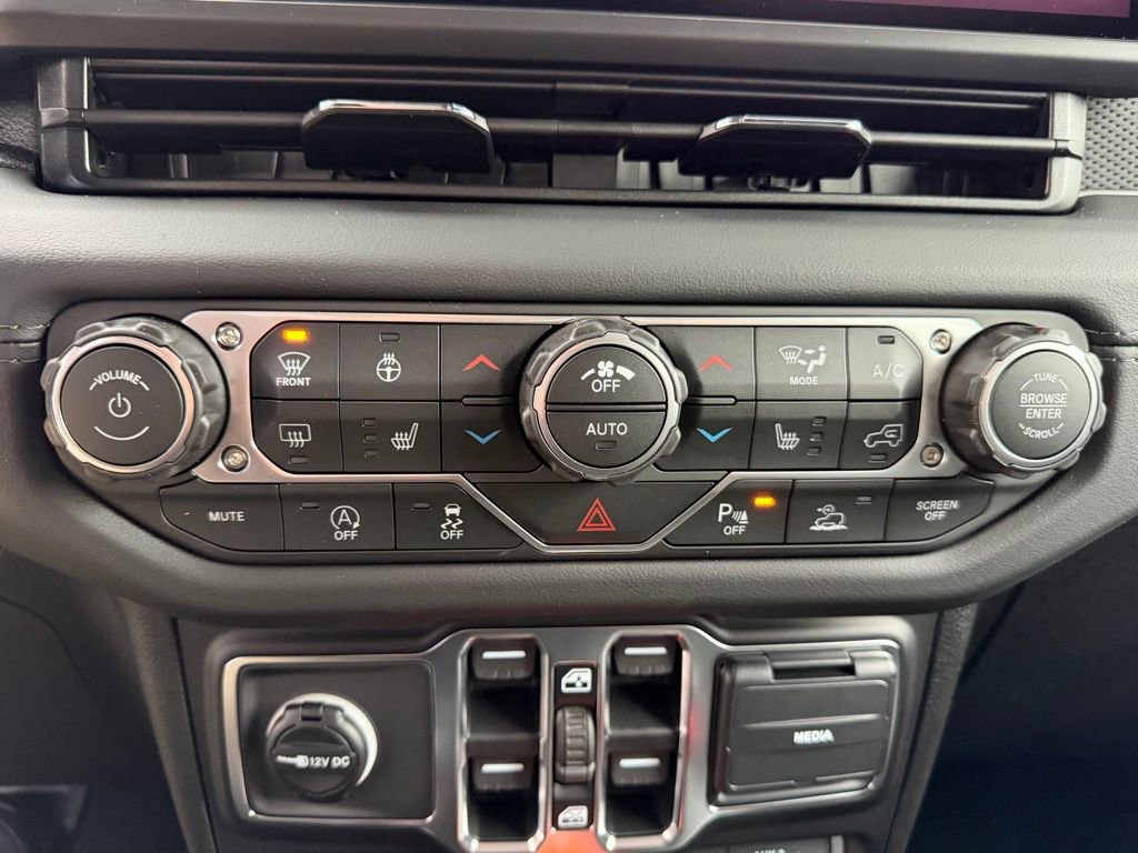 New 2026 Jeep Gladiator Rubicon AWD/4WD image 20