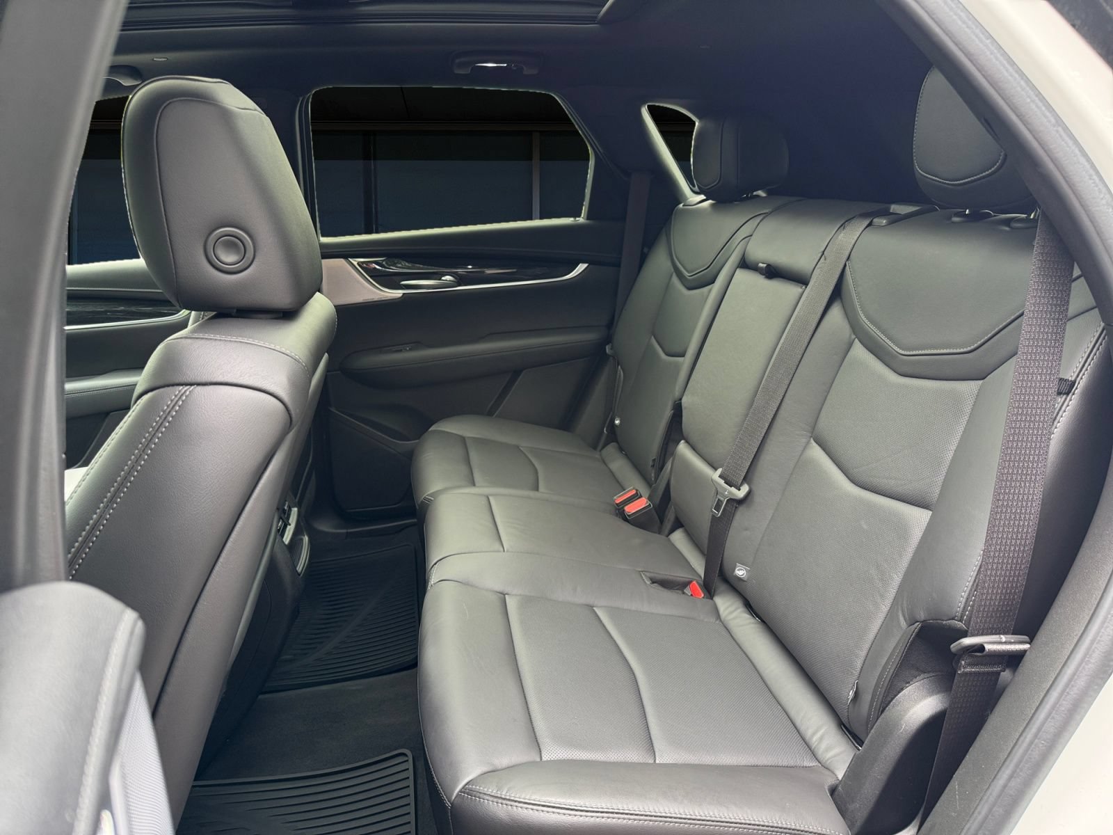 Used 2020 Cadillac XT5 Premium Luxury AWD/4WD image 16