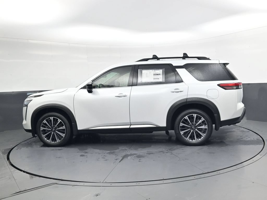 New 2026 Nissan Pathfinder Platinum w/ Cargo Package AWD/4WD image 9