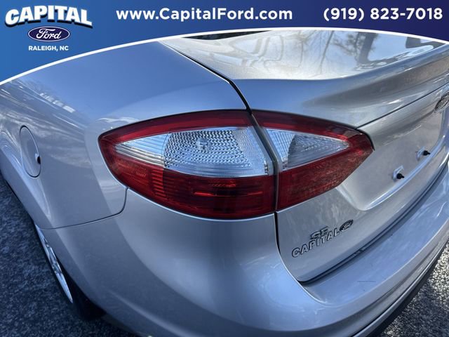 Used 2019 Ford Fiesta SE image 15