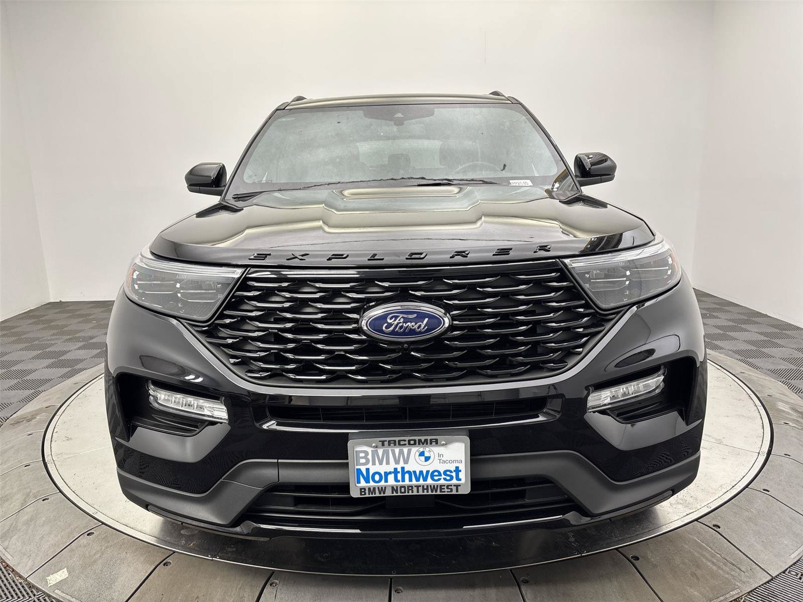 Used 2023 Ford Explorer ST-Line w/ Class IV Trailer Tow Package AWD/4WD image 14