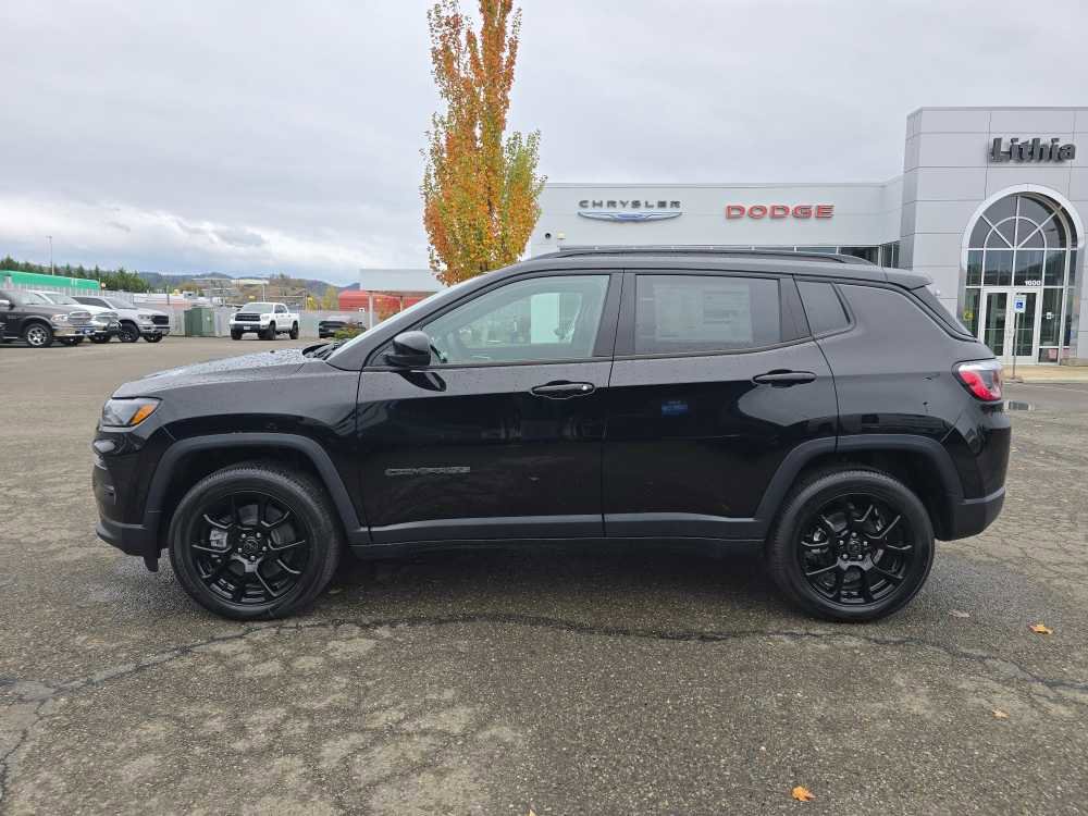 New 2026 Jeep Compass Latitude w/ Quick Order Package 29K image 2