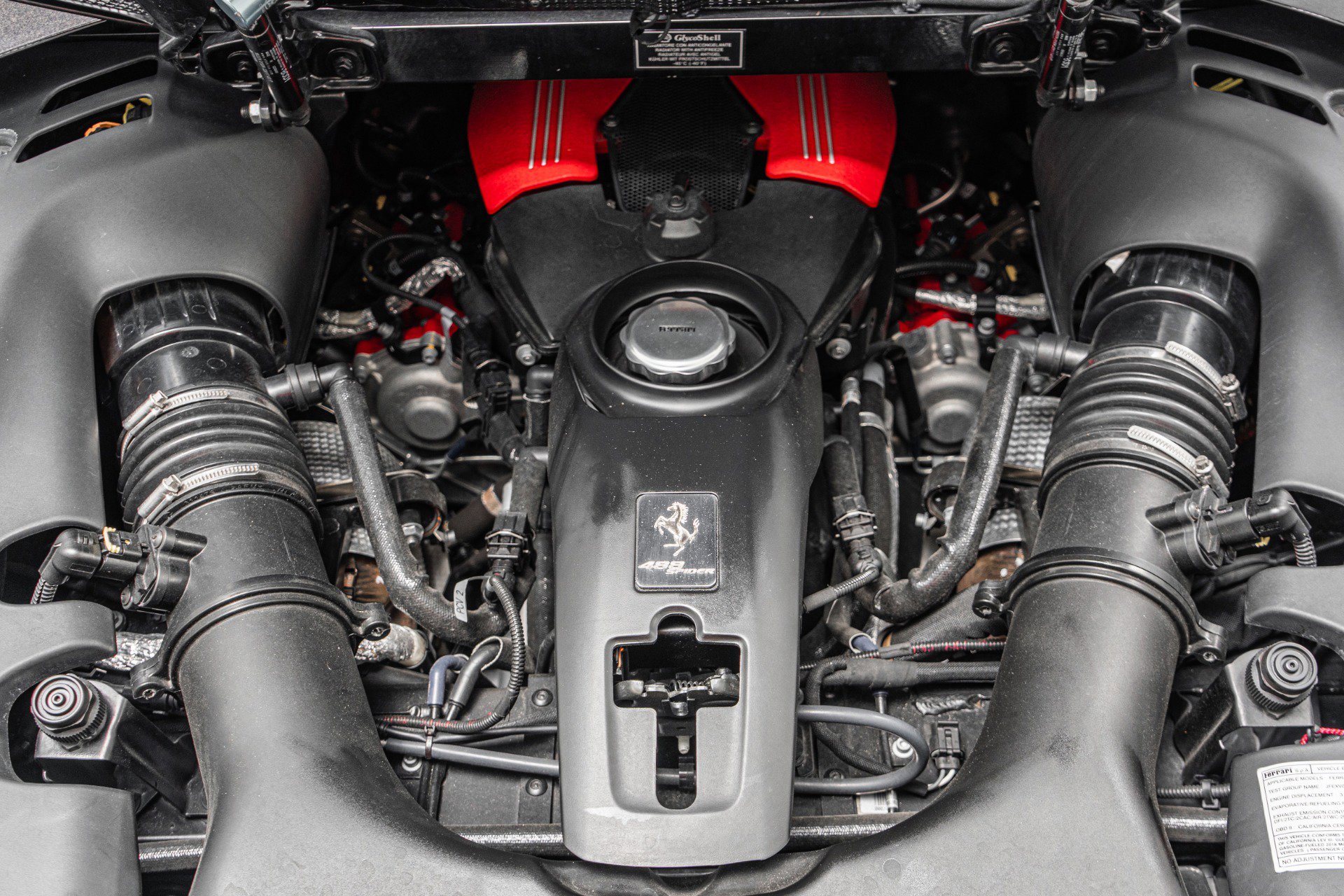 Used 2018 Ferrari 488 Spider RWD image 16