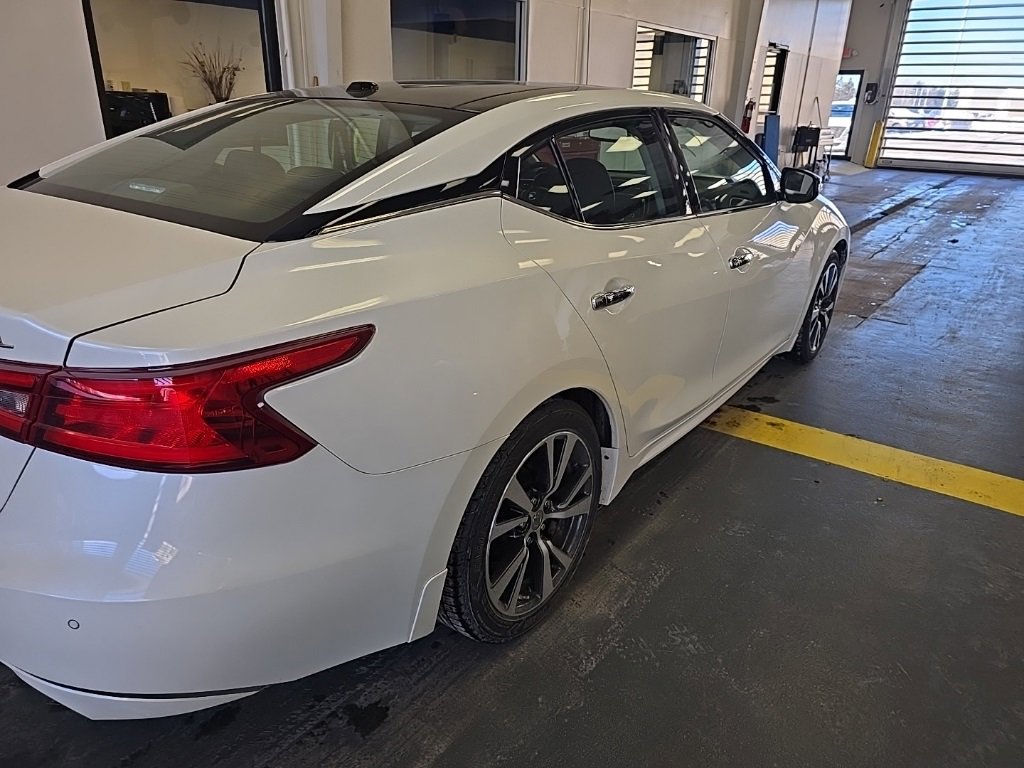 Used 2017 Nissan Maxima 3.5 SL image 4