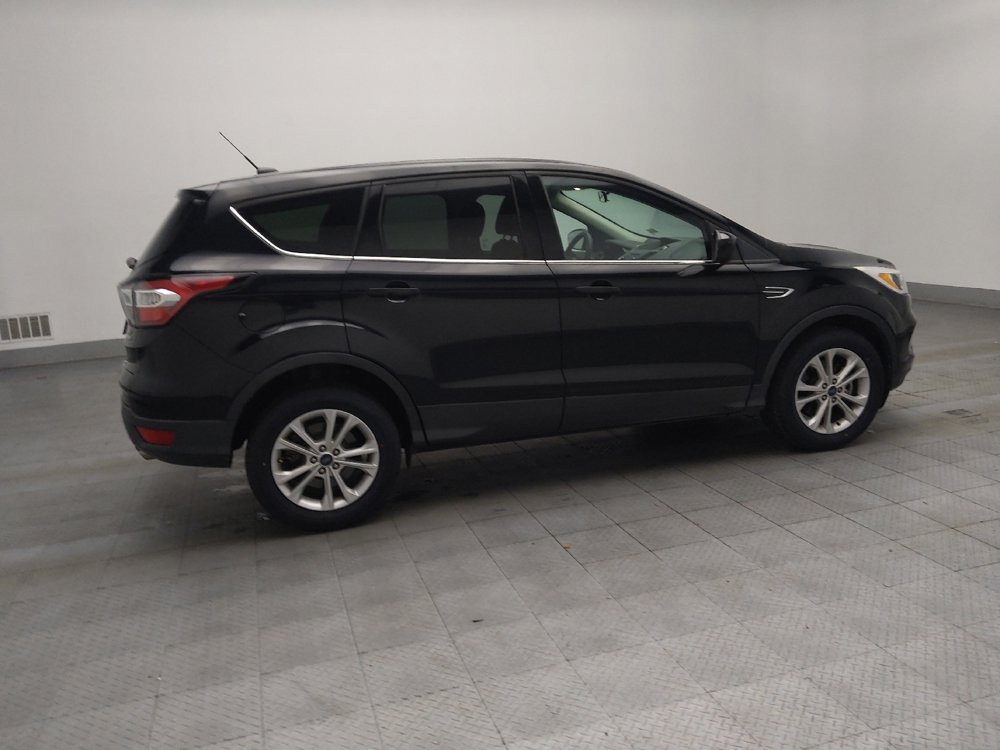 Used 2017 Ford Escape SE image 10