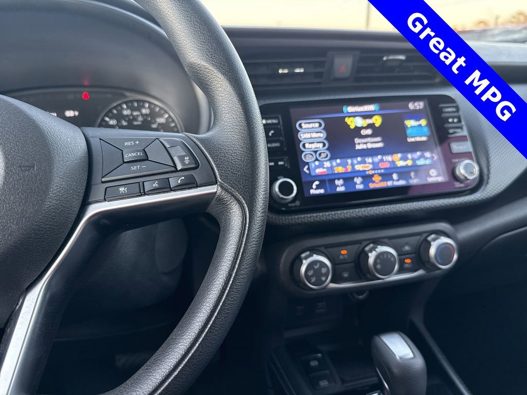 Used 2023 Nissan Kicks SV image 17