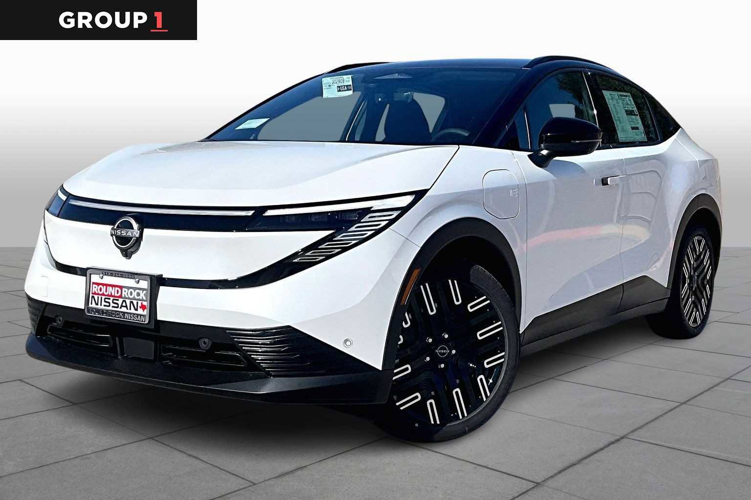 New 2026 Nissan Leaf Platinum+ image 1