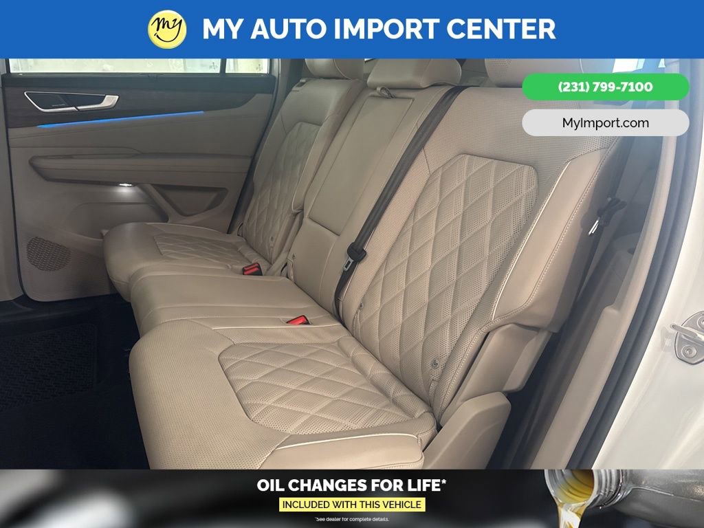 Used 2025 Volkswagen Atlas SEL Premium R-Line image 25