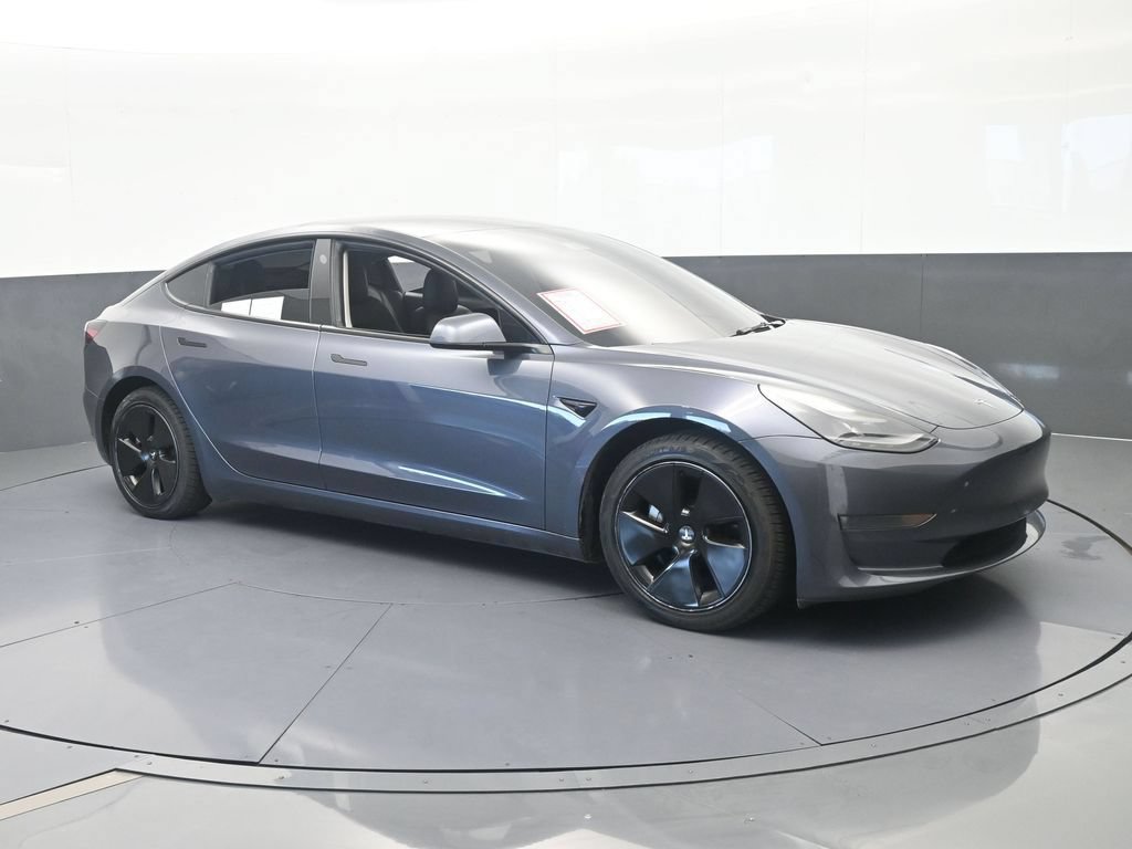 Used 2023 Tesla Model 3 Standard Range RWD image 8