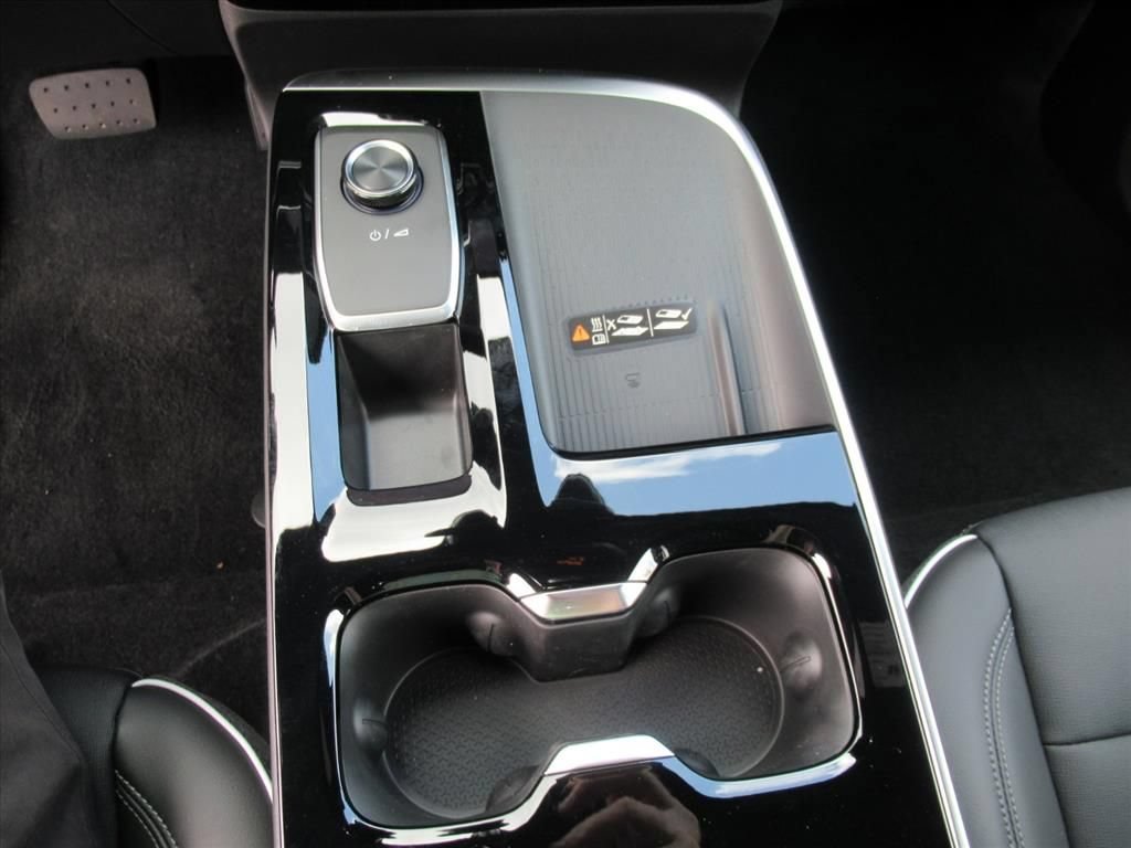 New 2026 Buick Enclave Preferred w/ Power Package FWD image 17