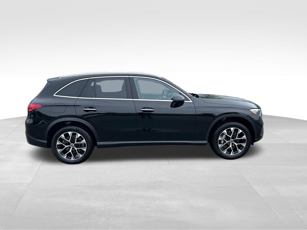Used 2026 Mercedes-Benz GLC 350e 4MATIC image 6