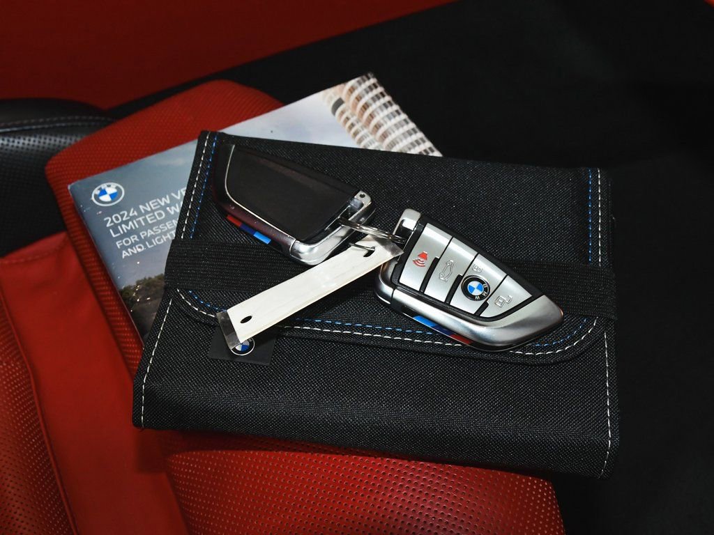 Used 2024 BMW 840i Convertible w/ M Sport Professional Package image 83