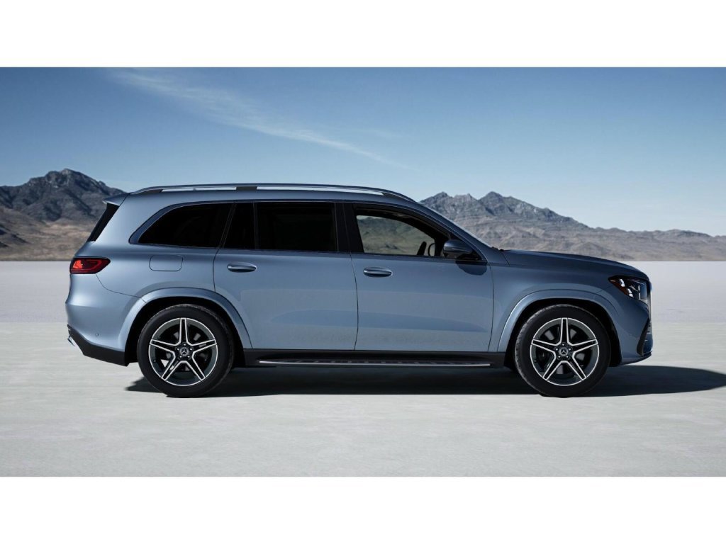New 2027 Mercedes-Benz GLS 450 4MATIC image 2