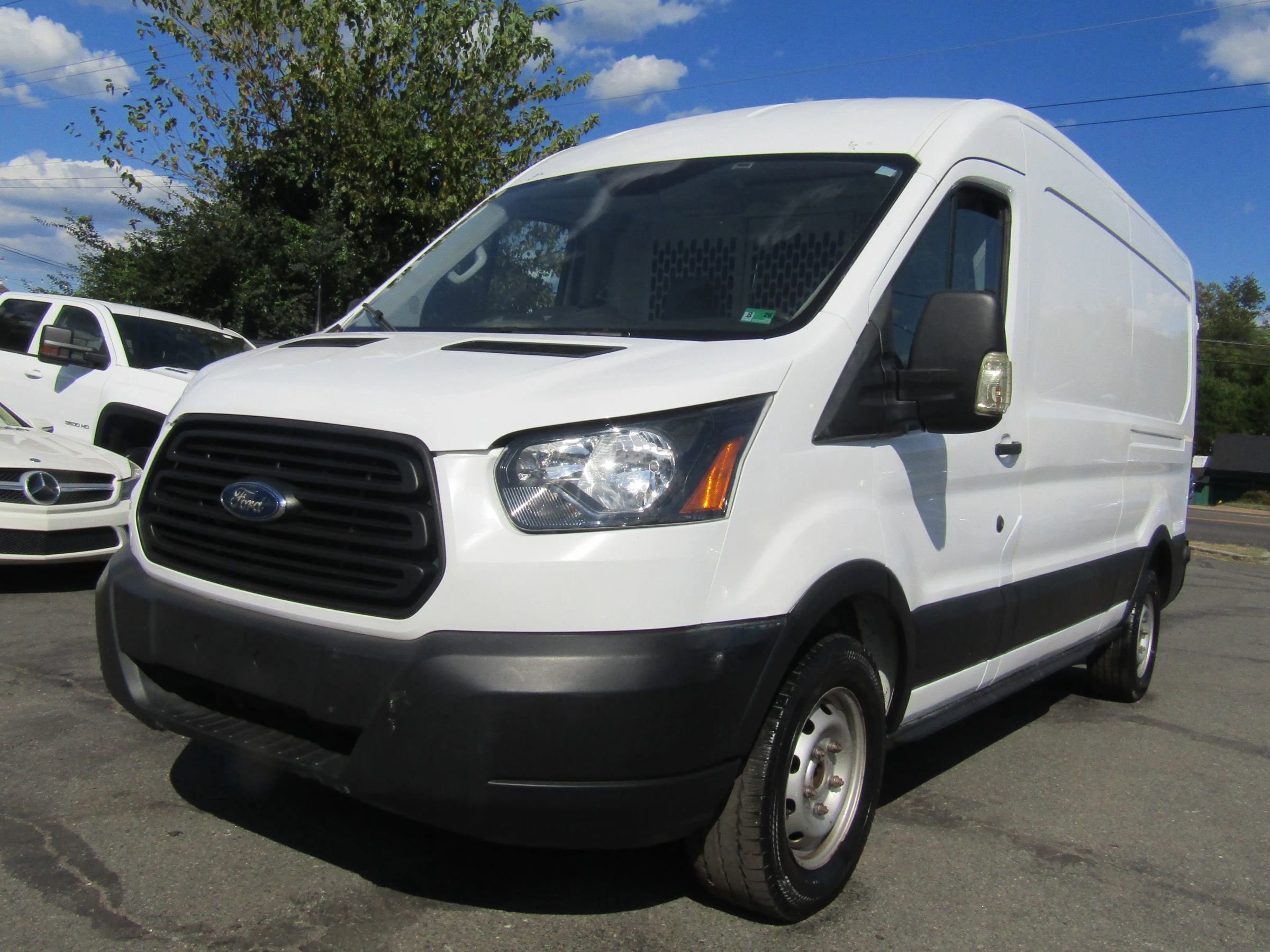 Used 2019 Ford Transit 150 148 Medium Roof image 3