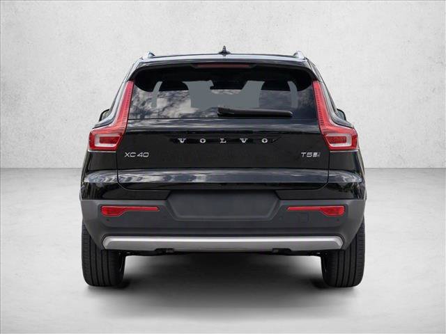 Used 2021 Volvo XC40 T5 Momentum w/ Protection Package Premier AWD/4WD image 6