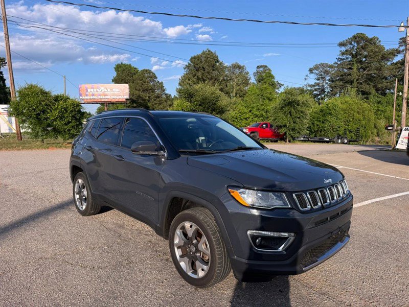 Used 2018 Jeep Compass Limited w/ Safe & Security Group AWD/4WD image 9