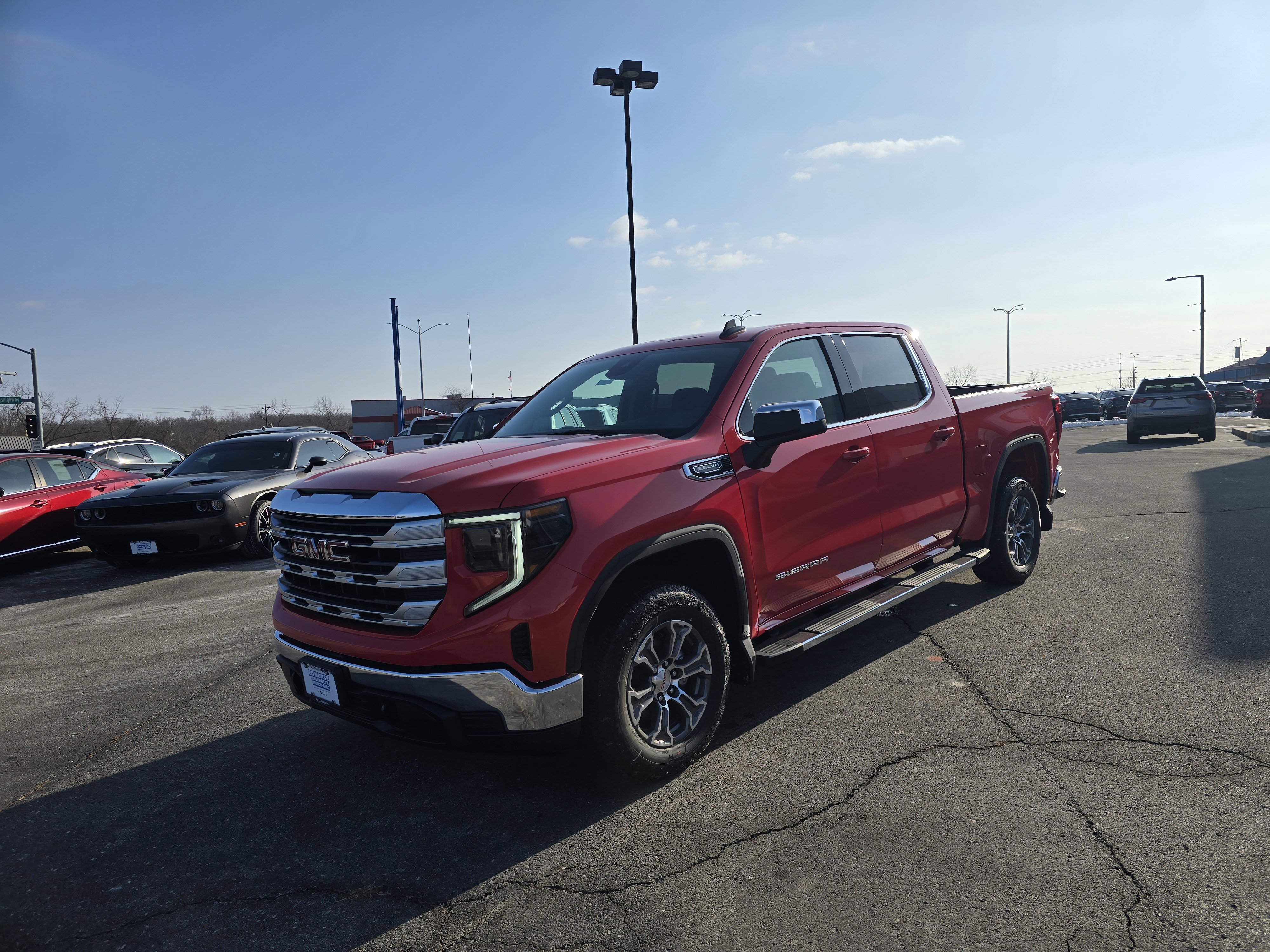New 2026 GMC Sierra 1500 SLE image 7